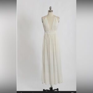 Chic Ivory Backless Maxi Dress